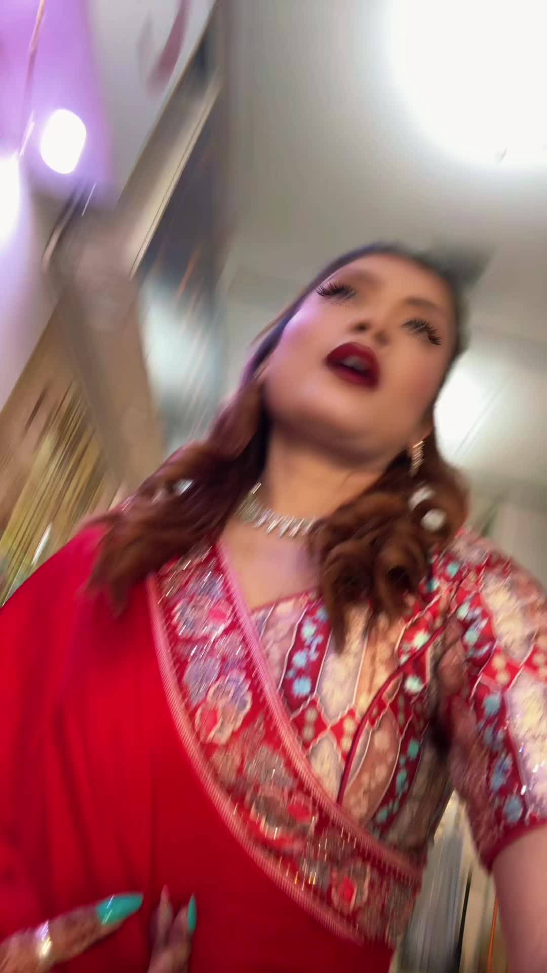 @Eshagiree10