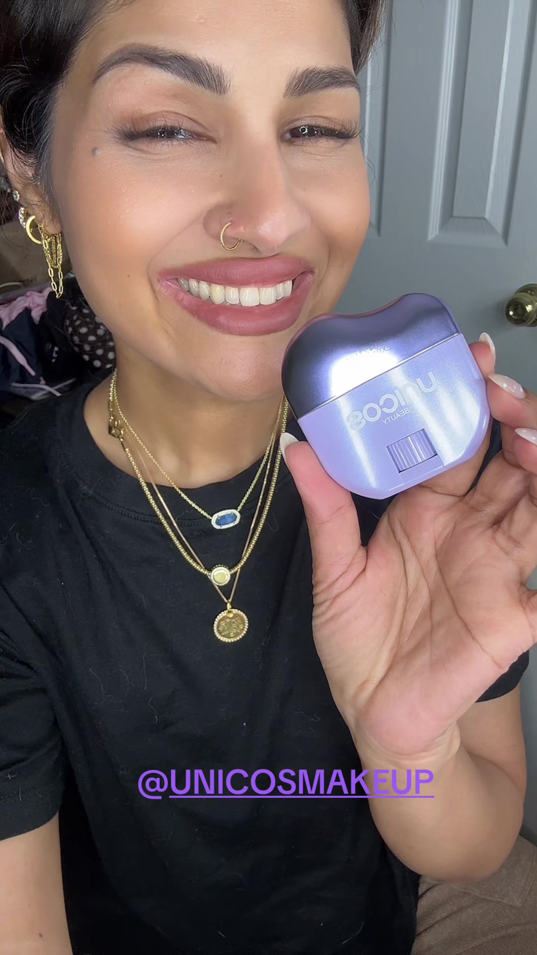 @MakeupLaveena