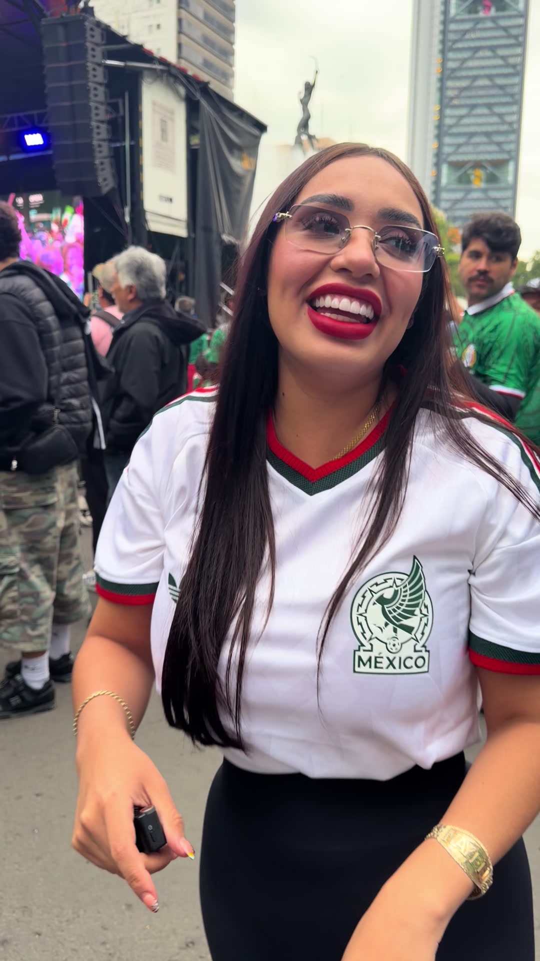 @LAS ZAMBRANOS