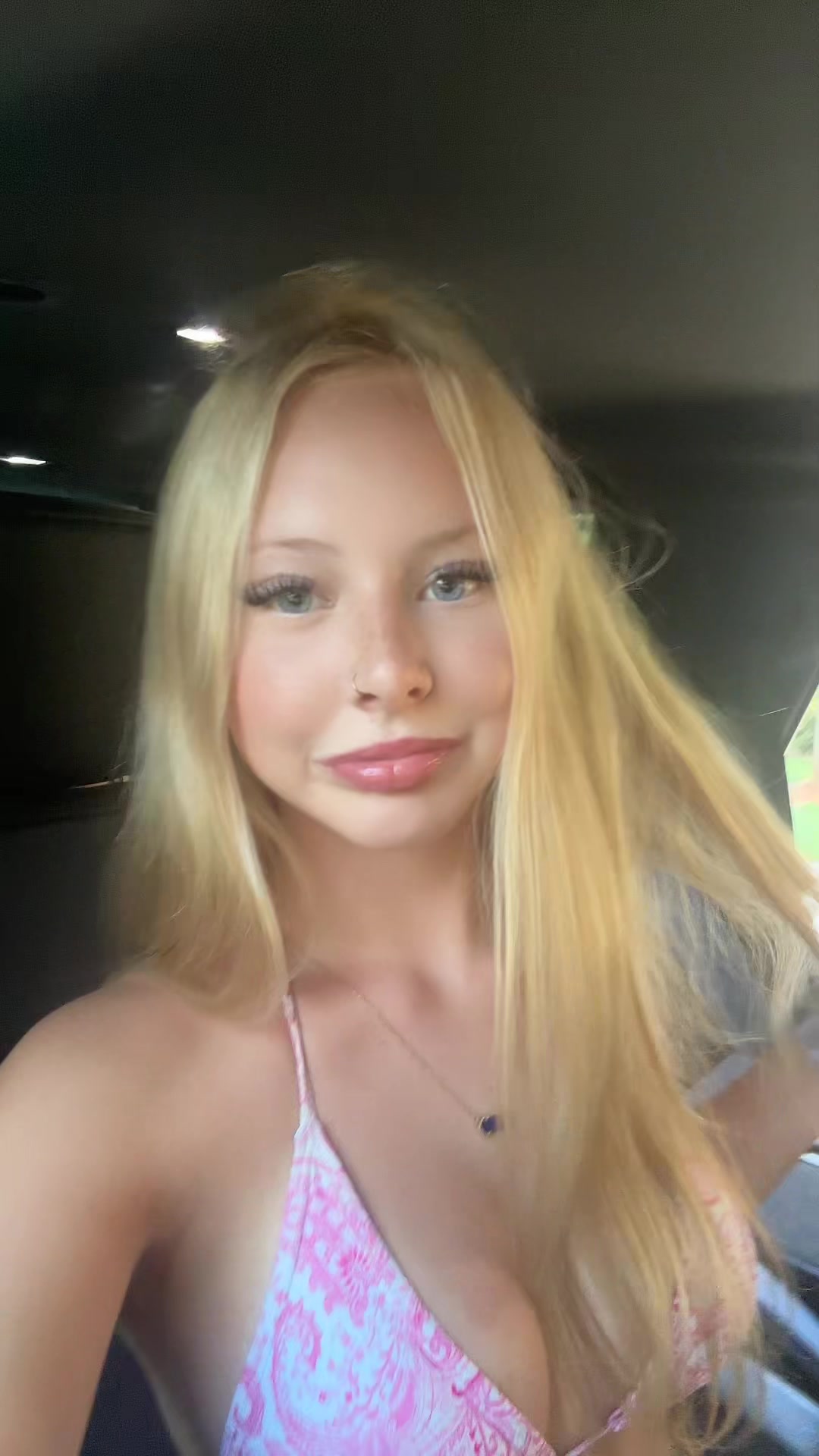 @𝕃𝕚𝕝𝕝𝕪🙈
