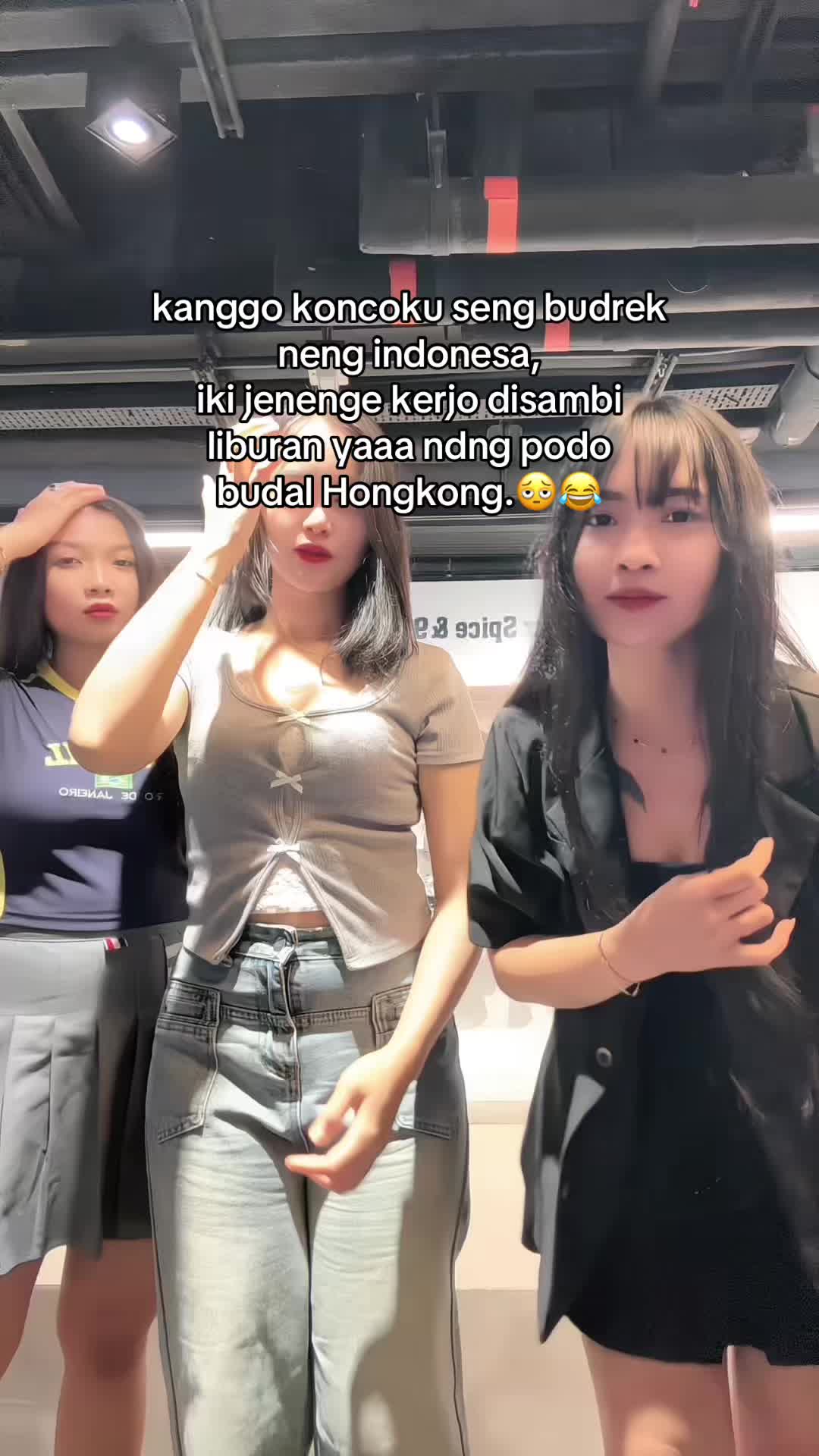 @𝕄𝕓𝕒𝕜_𝕄𝕖𝕟𝕕𝕠🍑