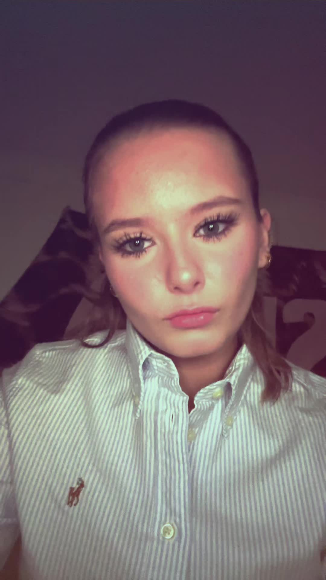 @YourGirl.L0tti3