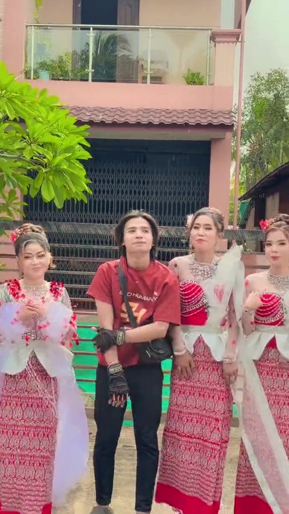 @Myo Wai Yan (official)