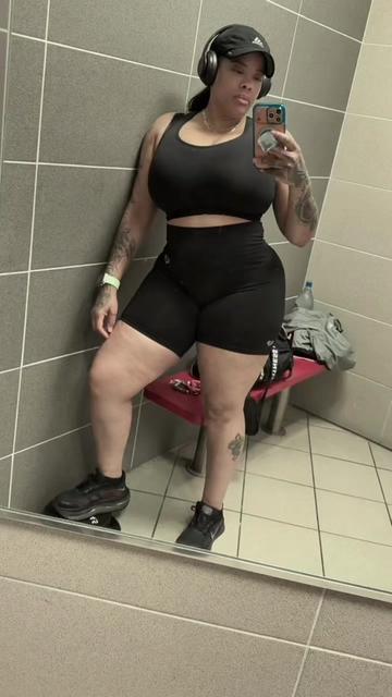 @cashnmyhand_