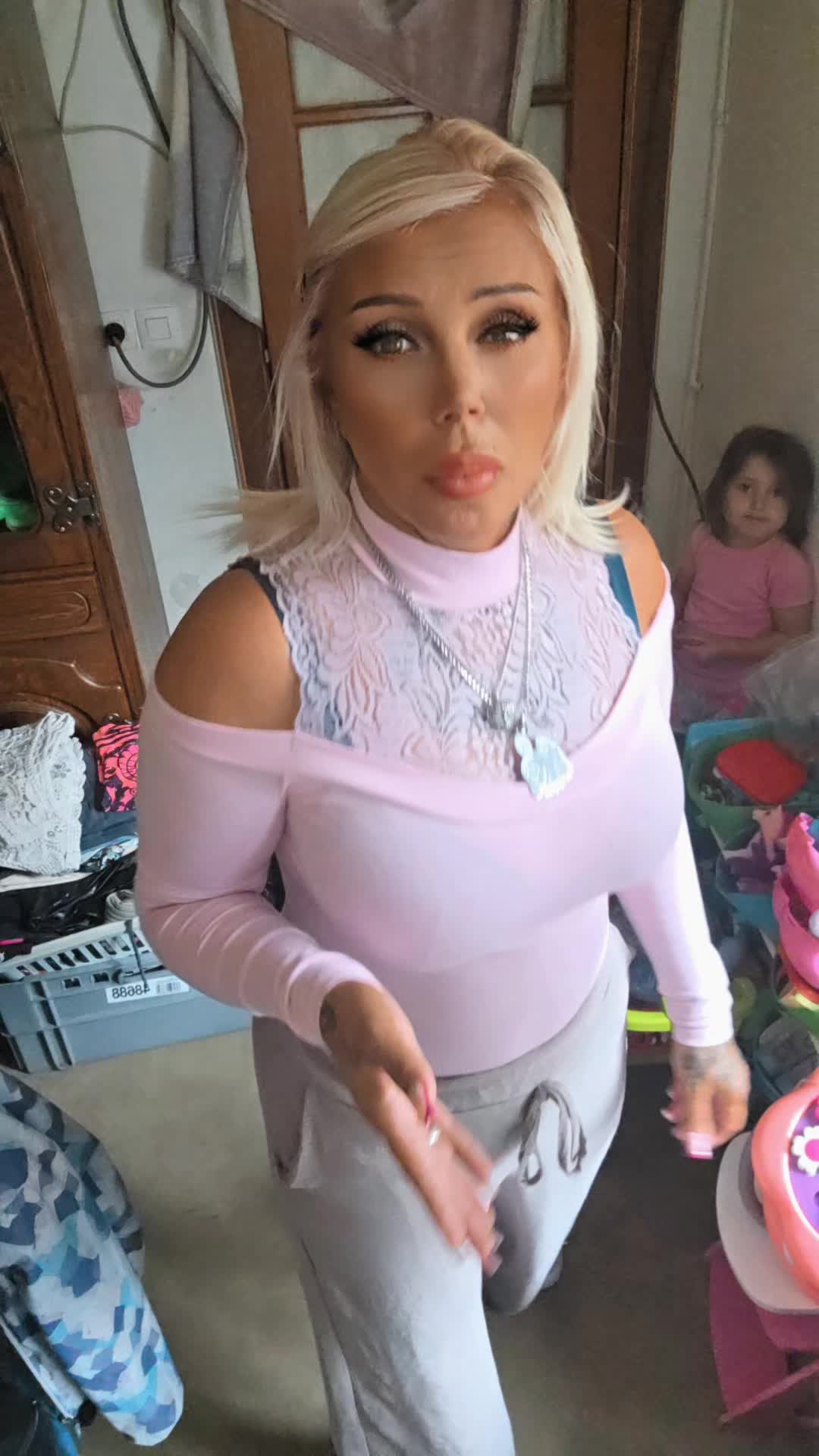 @Isabelle Salmon
