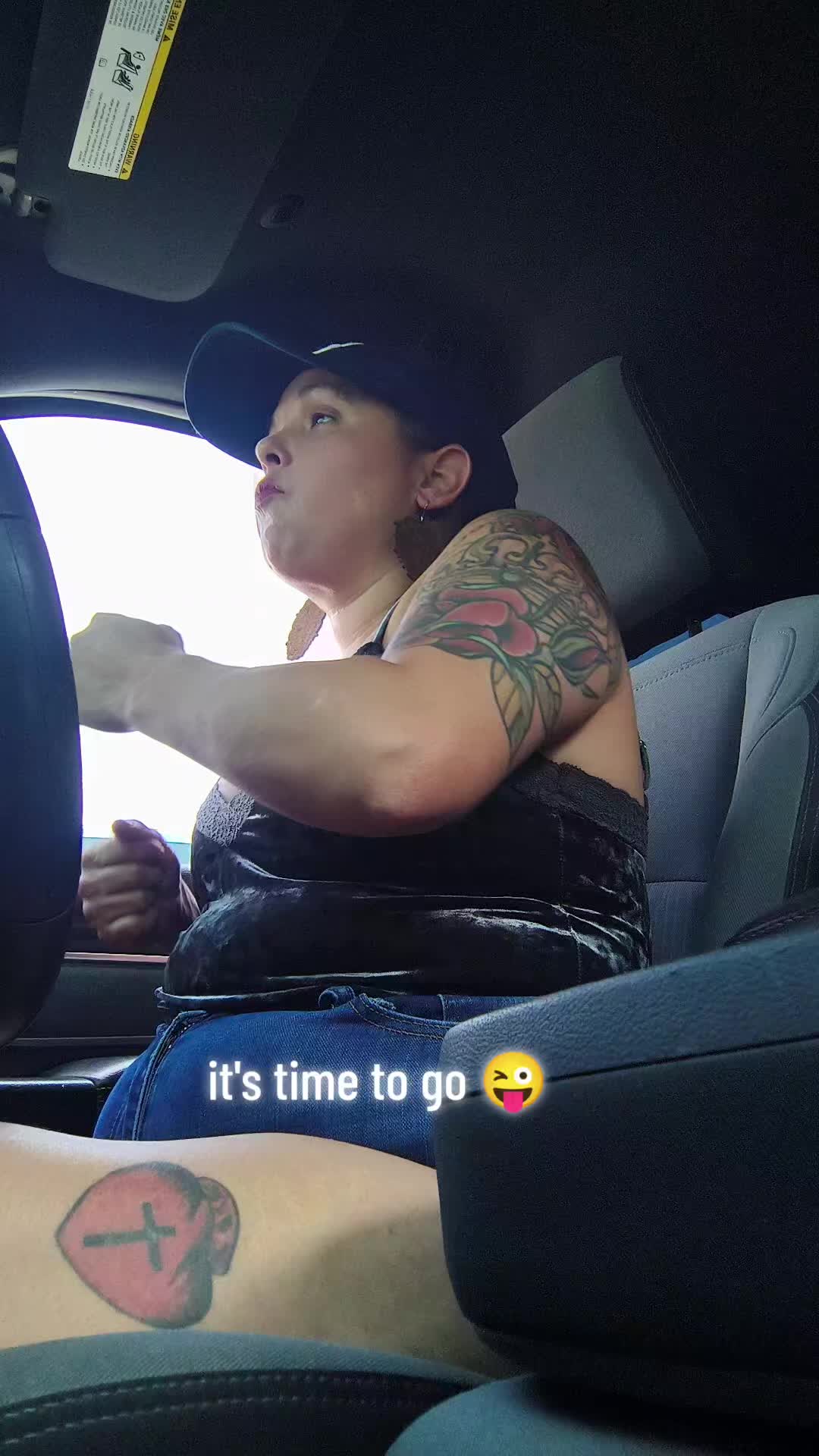 @SandeeBunny