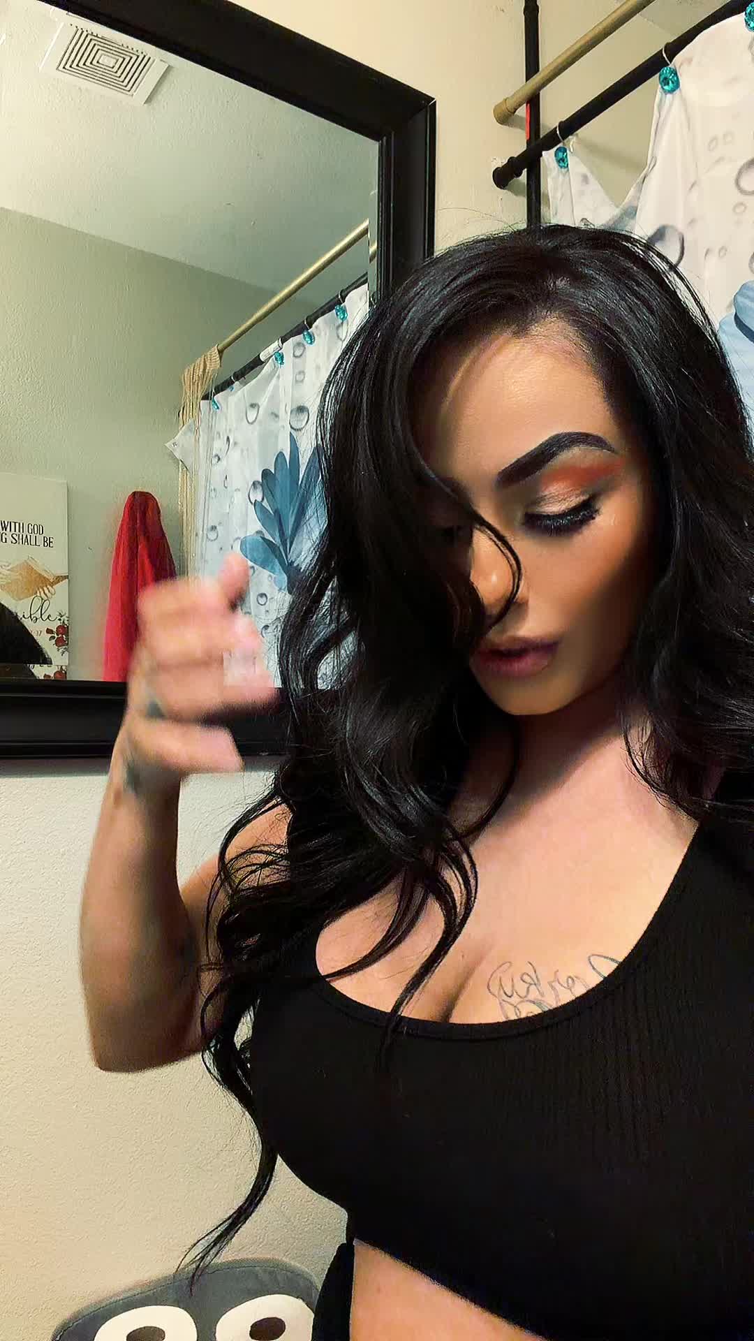 @Deisy- with the E