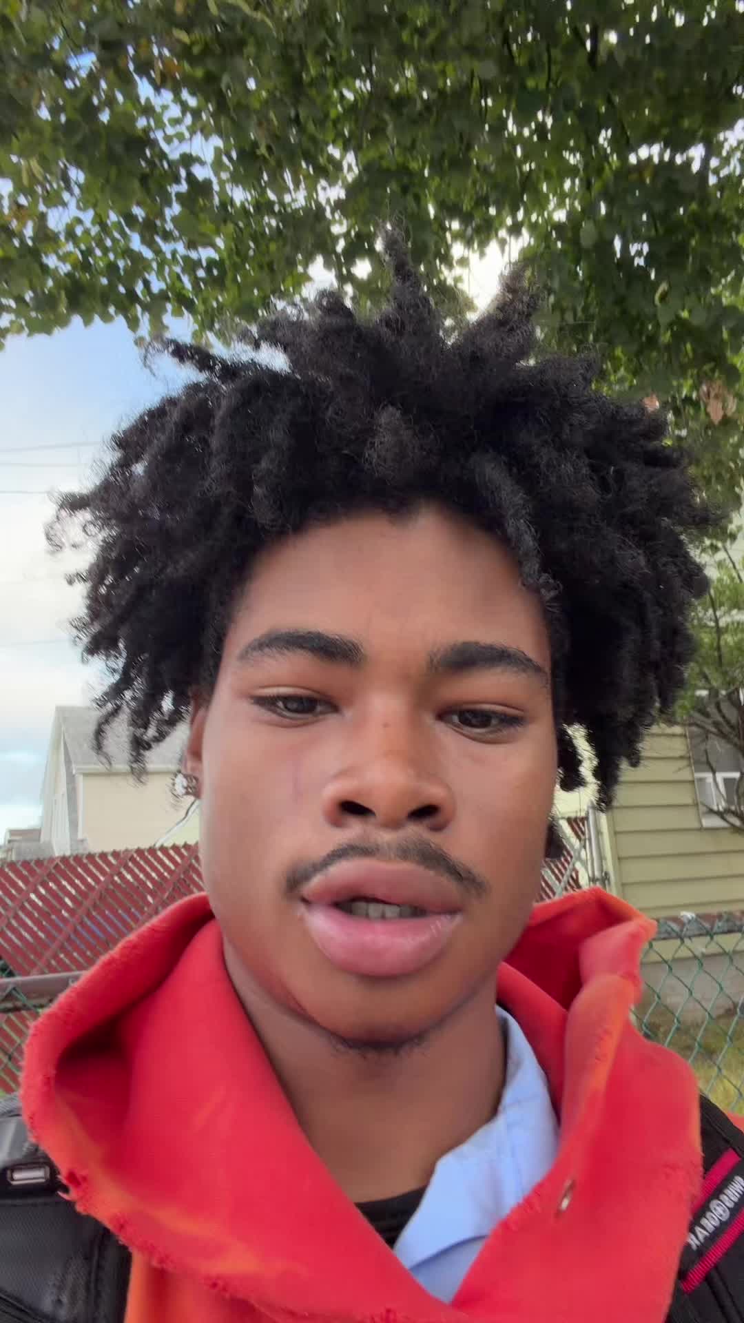 @$B🦍
