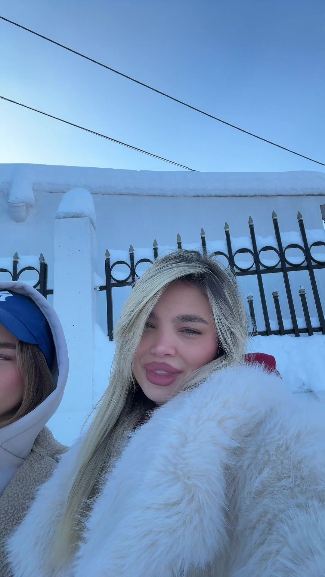@mina & nina novičić