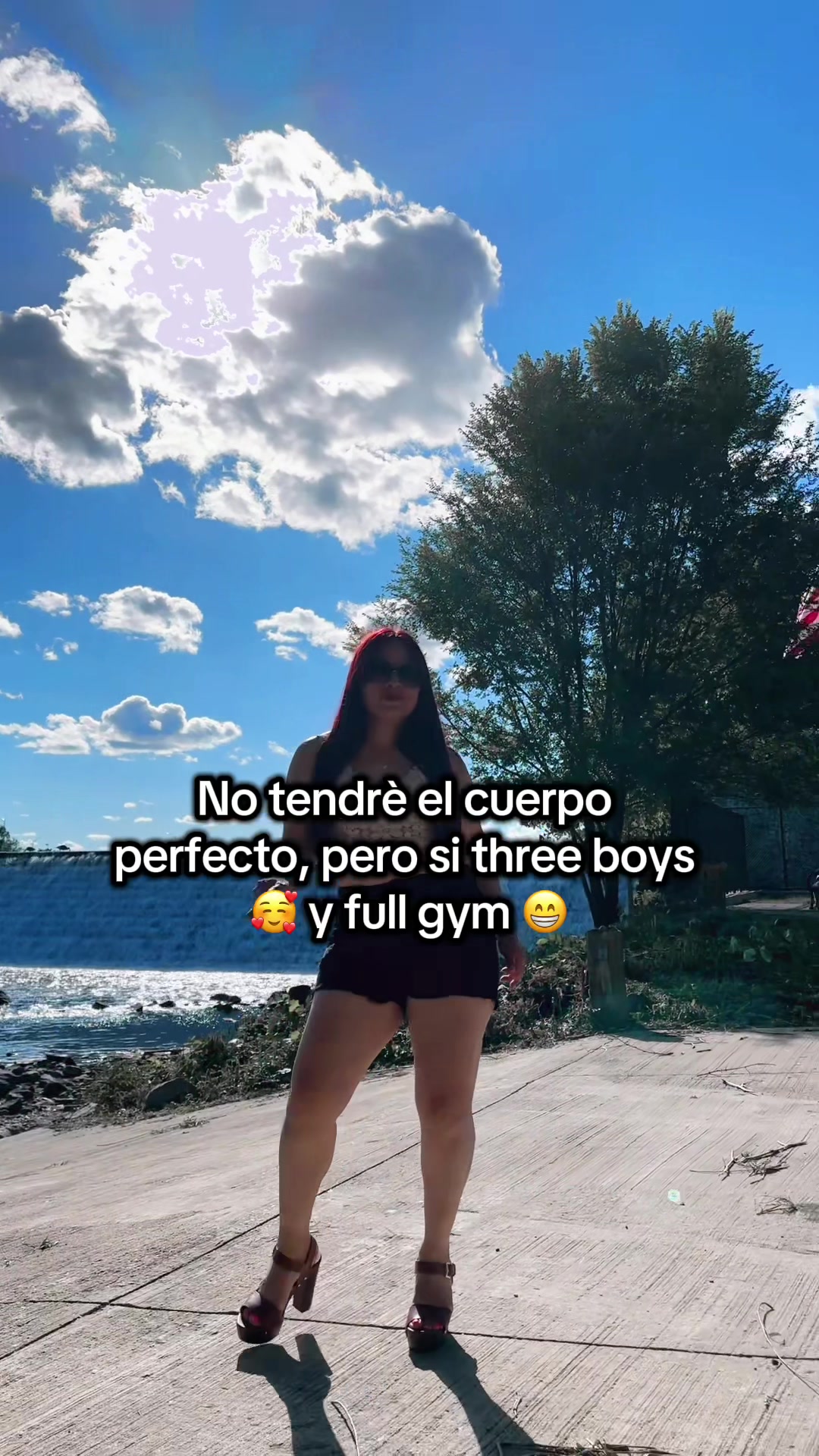 @Melanynm18