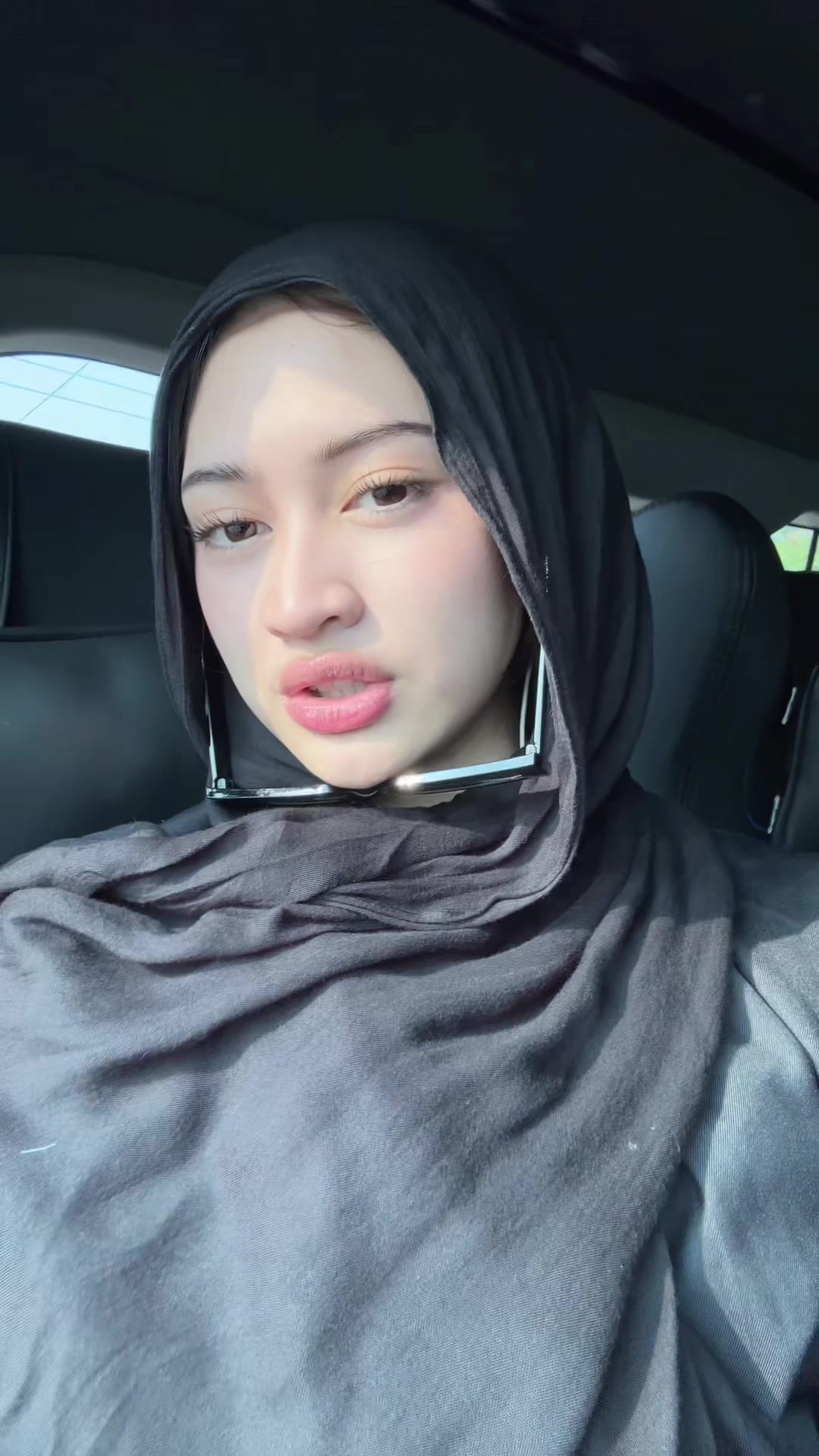@noyanairae