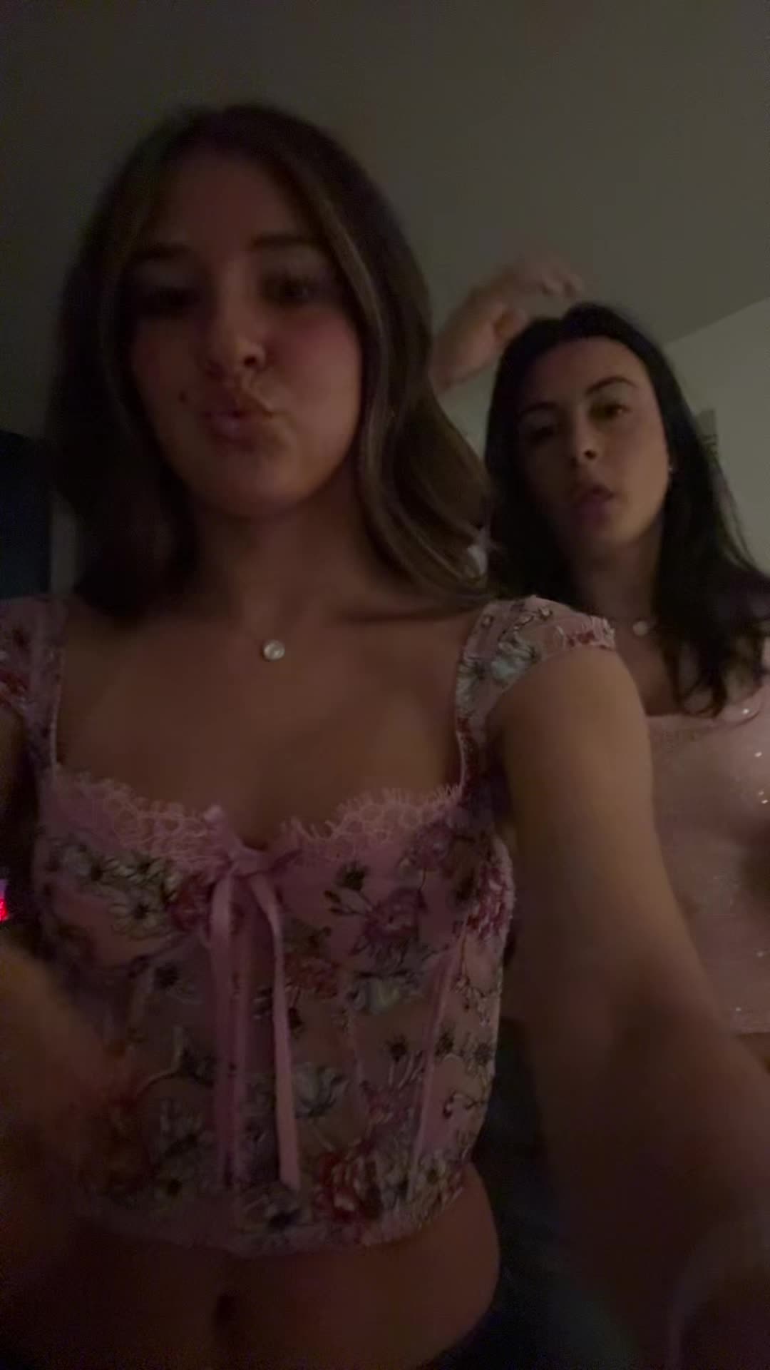 @nicole 🤎