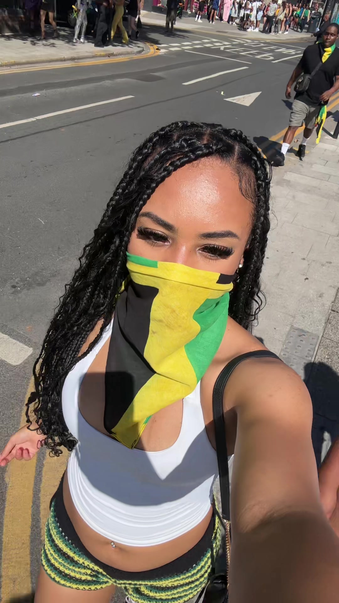 @︎︎👩🏽🦱ྀིྀི