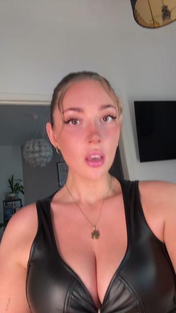 @emixmarie