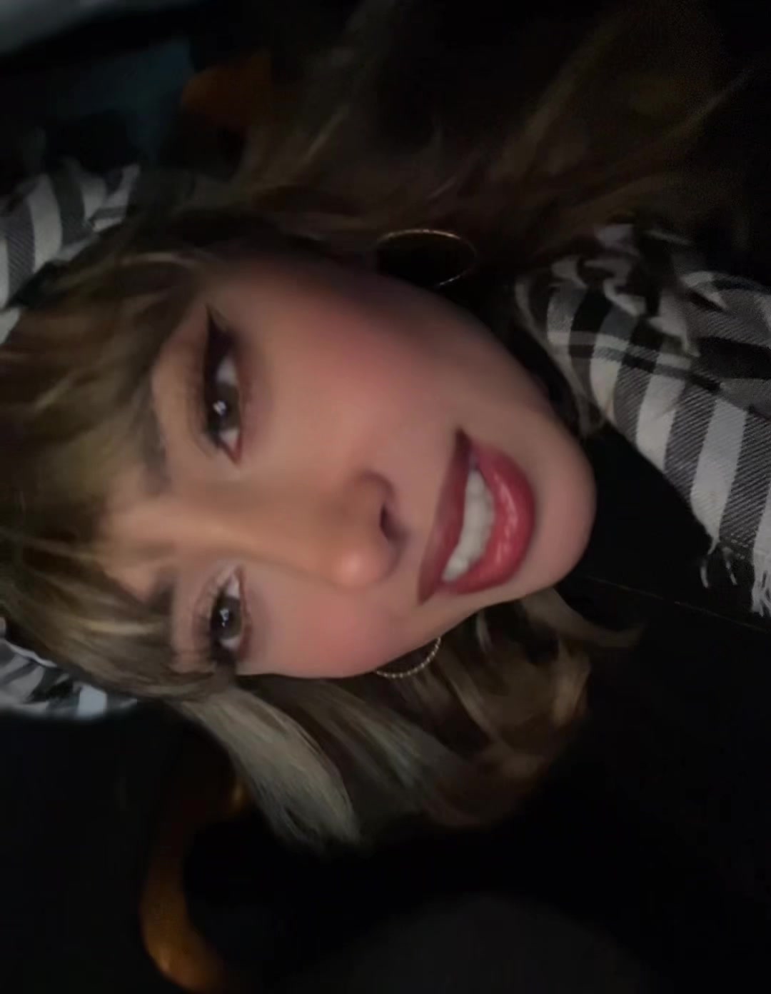 @Esra