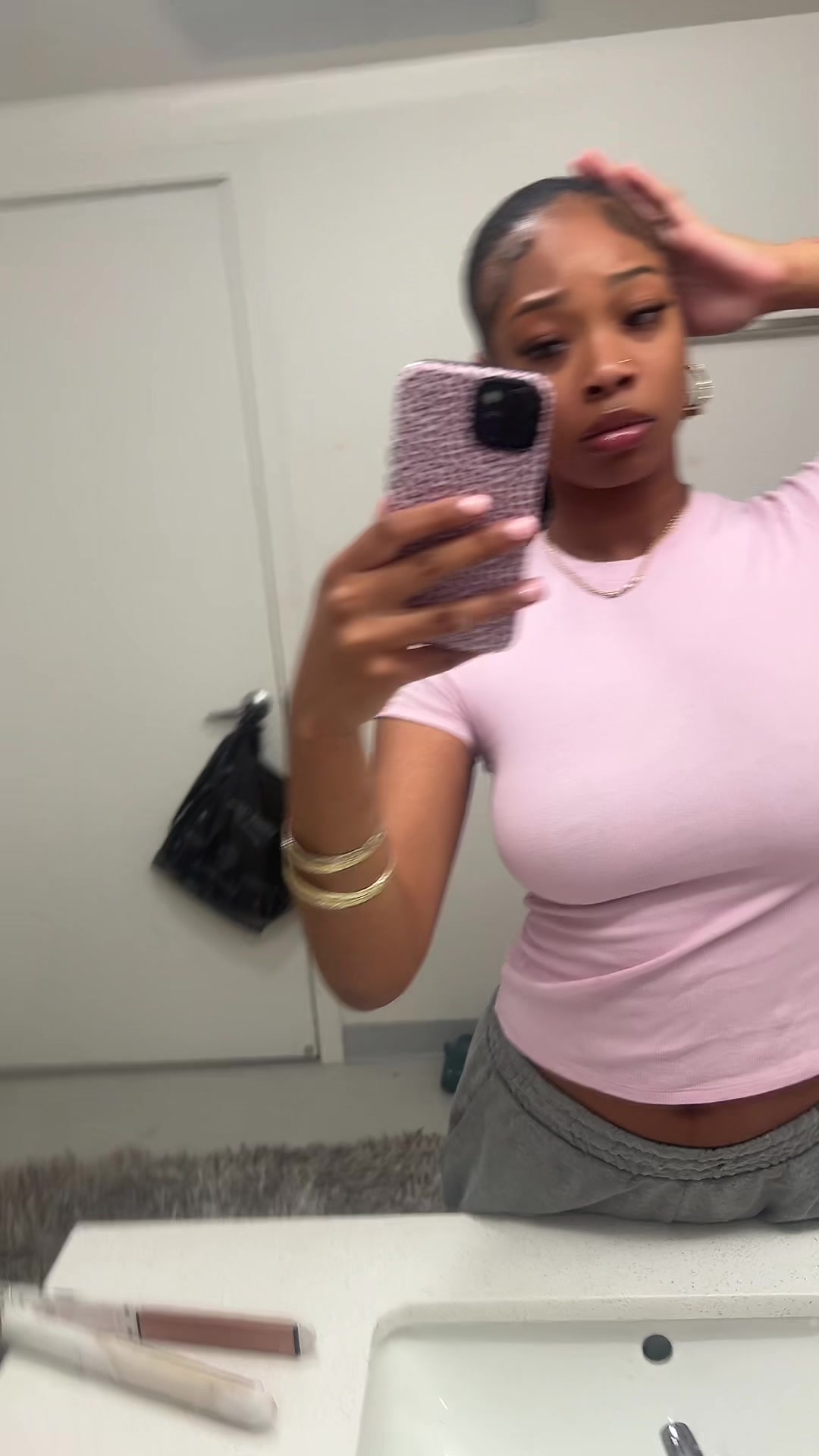 @NoimnotthatDeVine