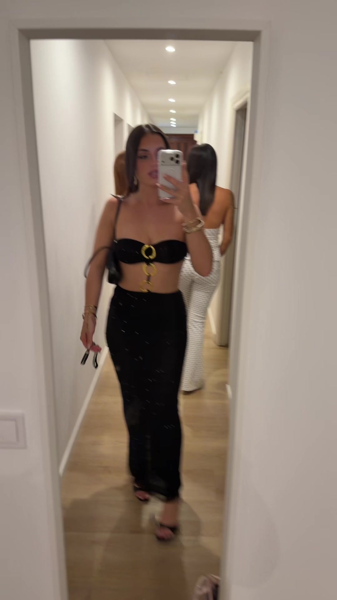@Maé