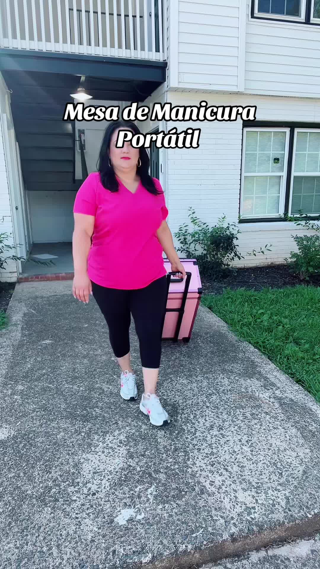 @CeciHN