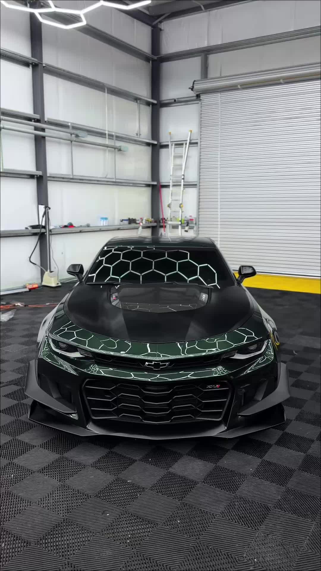 @R1CHZL1
