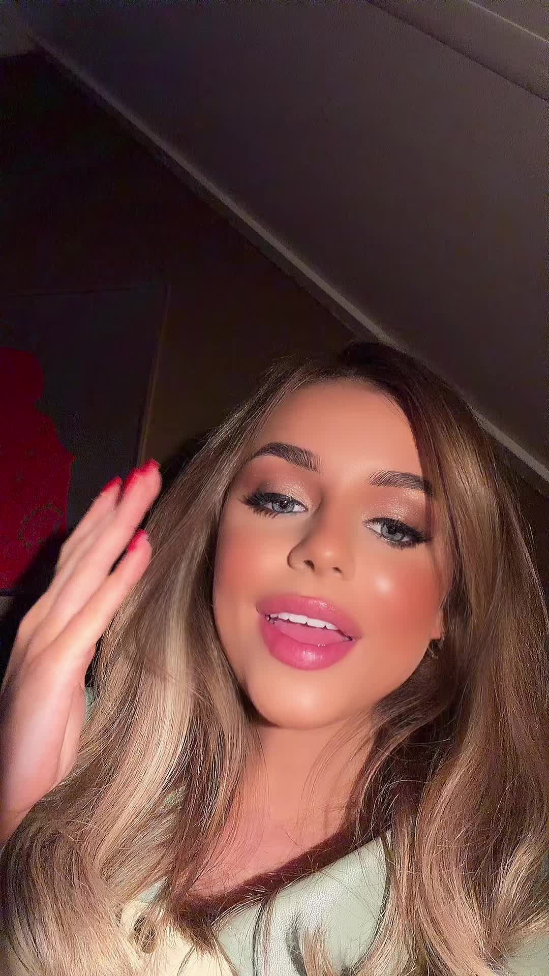 @JOYLIANA