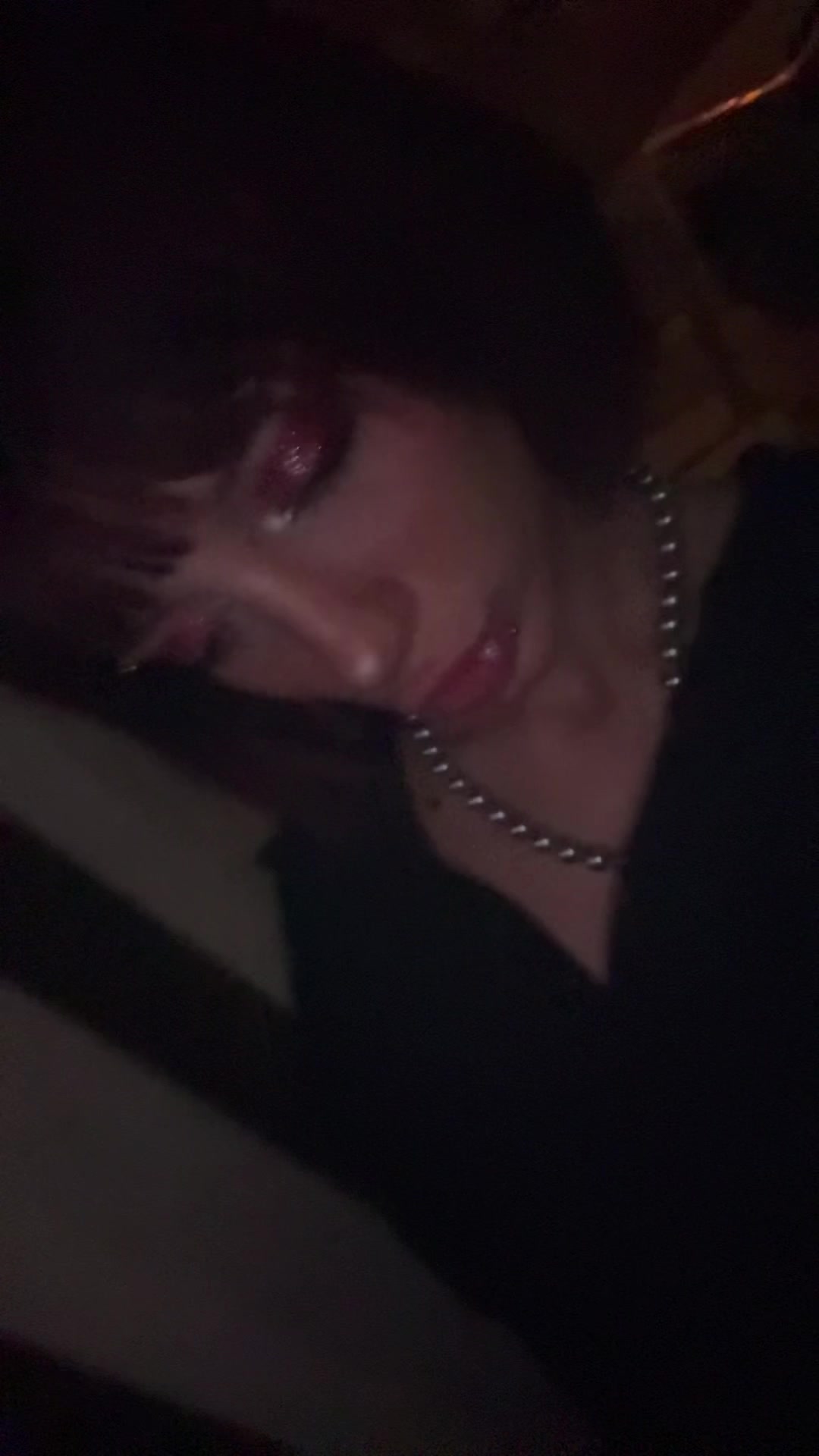 @روژآ