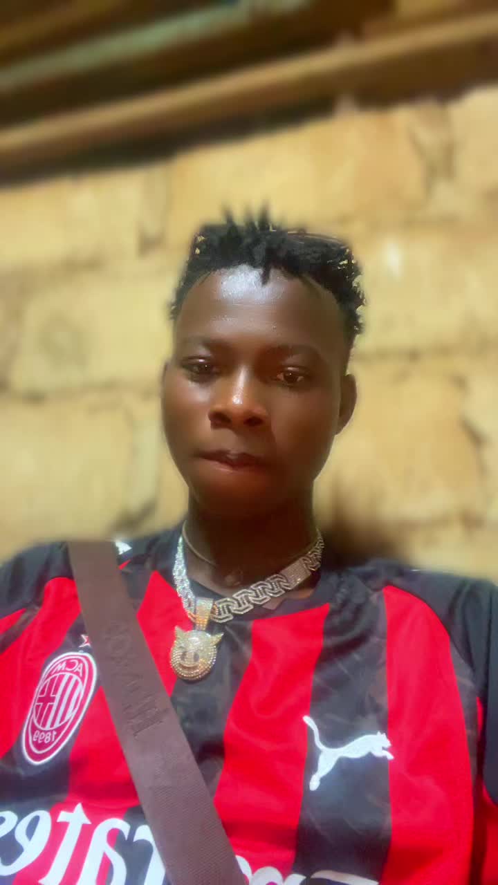 @𝙇𝙀 𝙍𝙊𝙄 𝙏𝙐𝙏𝙊 ✅