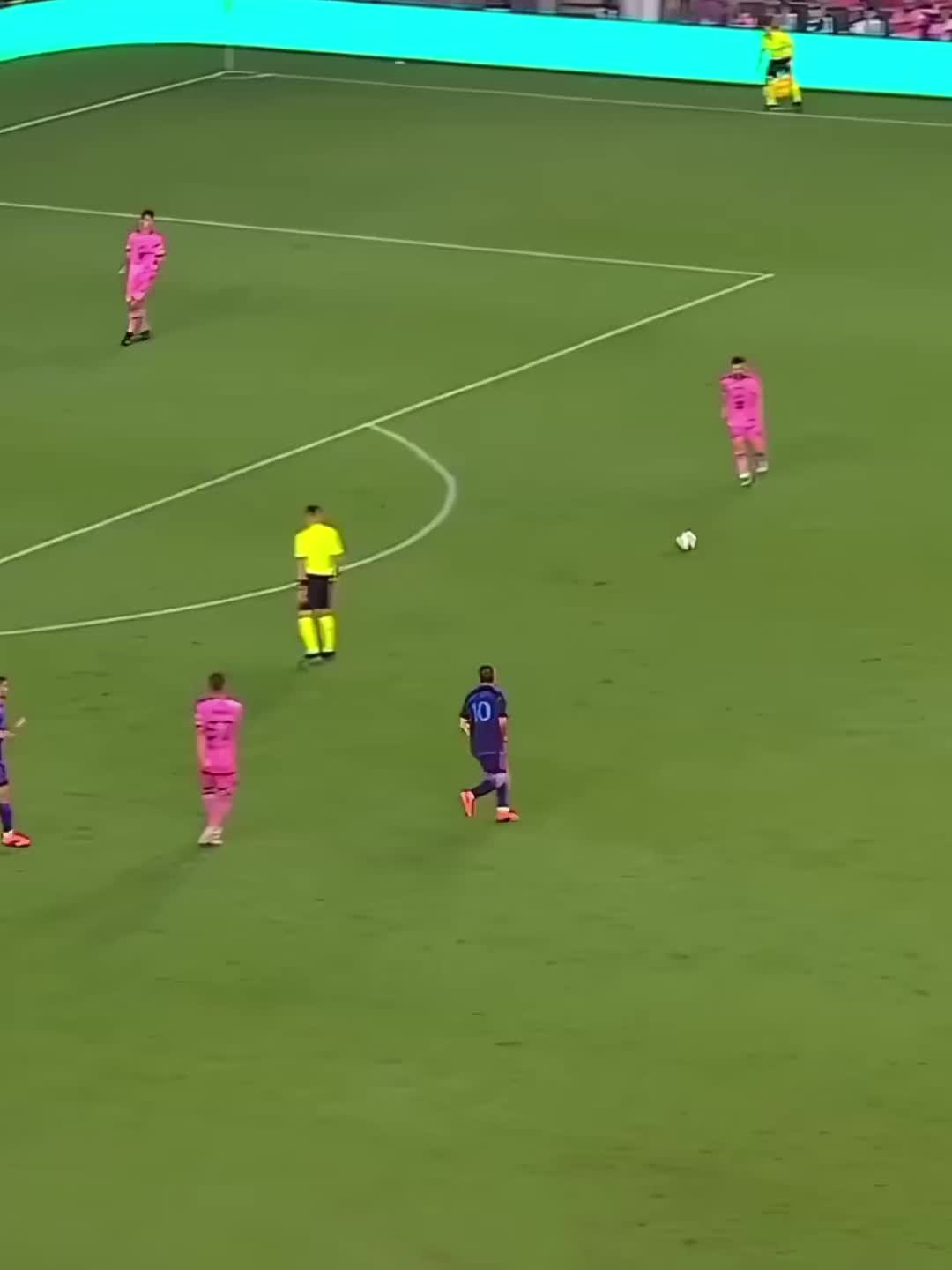 @Mister Foot