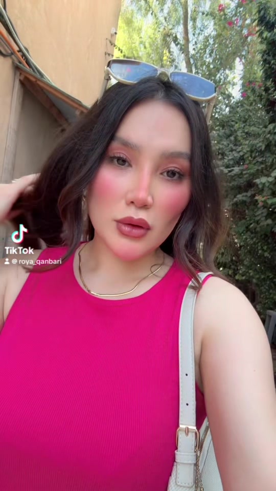 @roooyyyaaal
