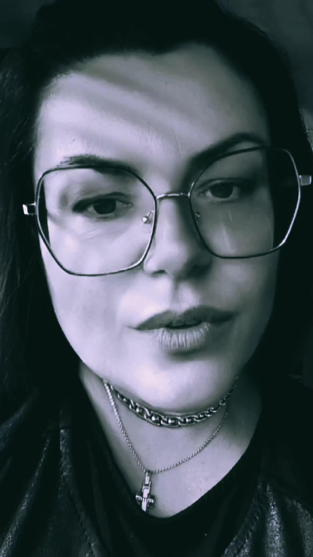 @Angy84
