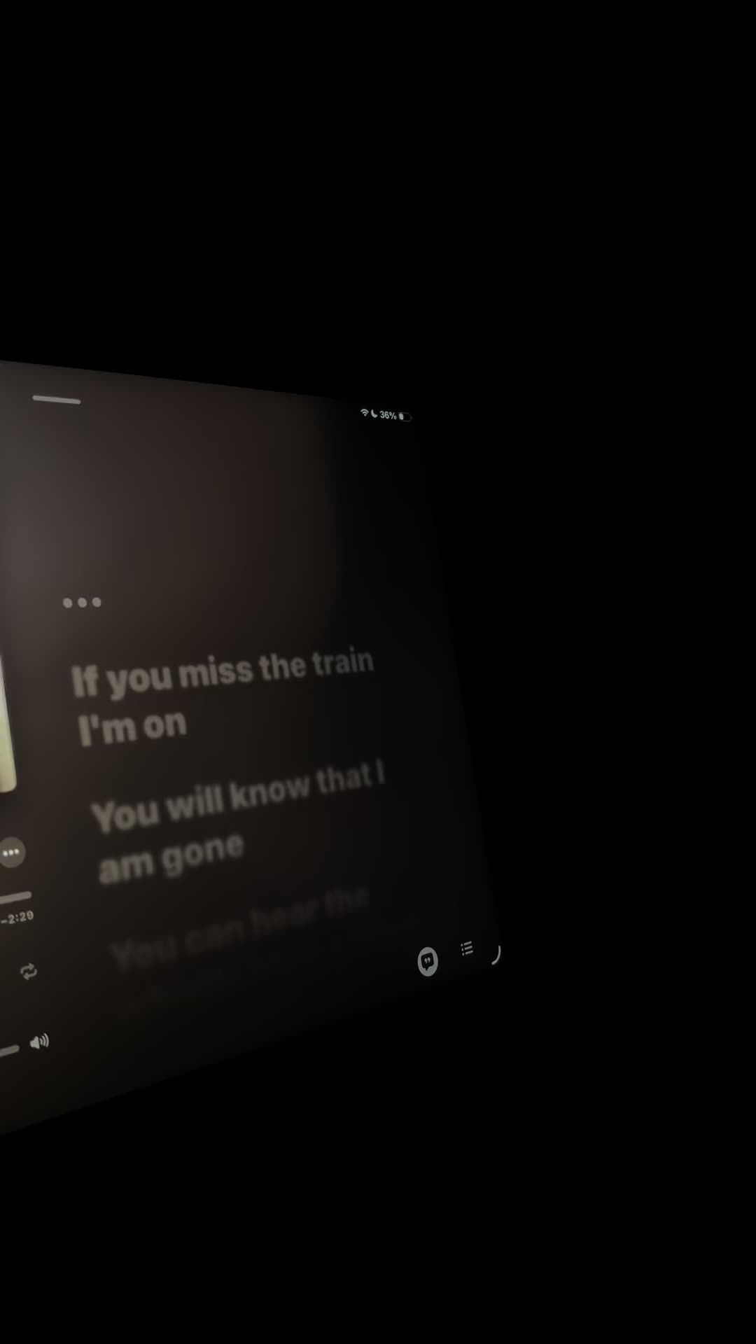 @🎧