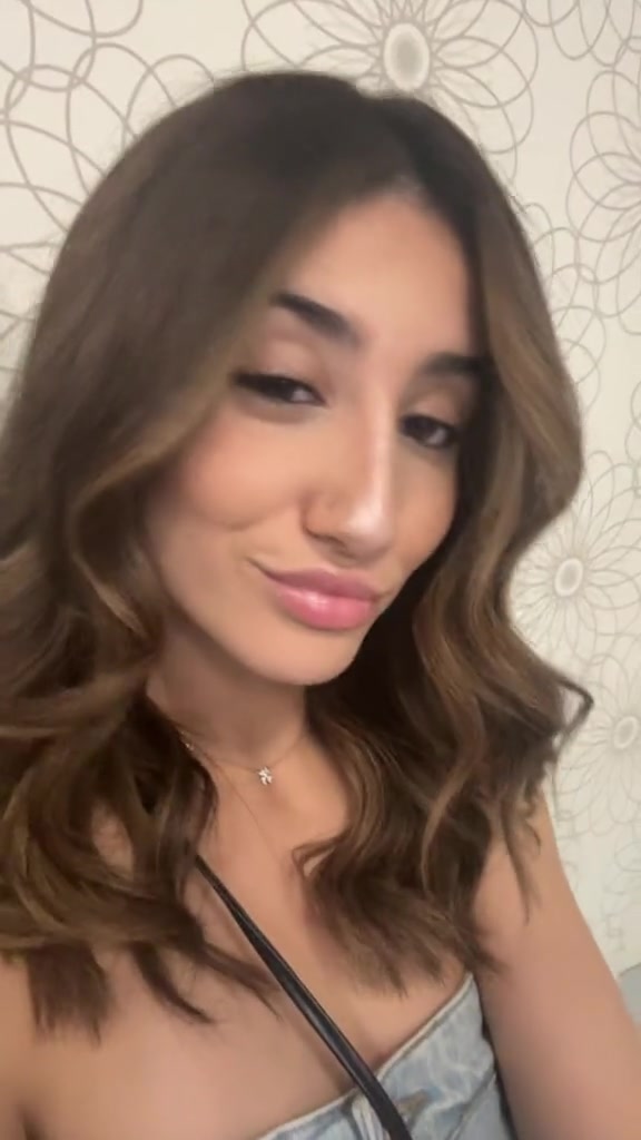 @asietta👧🏼