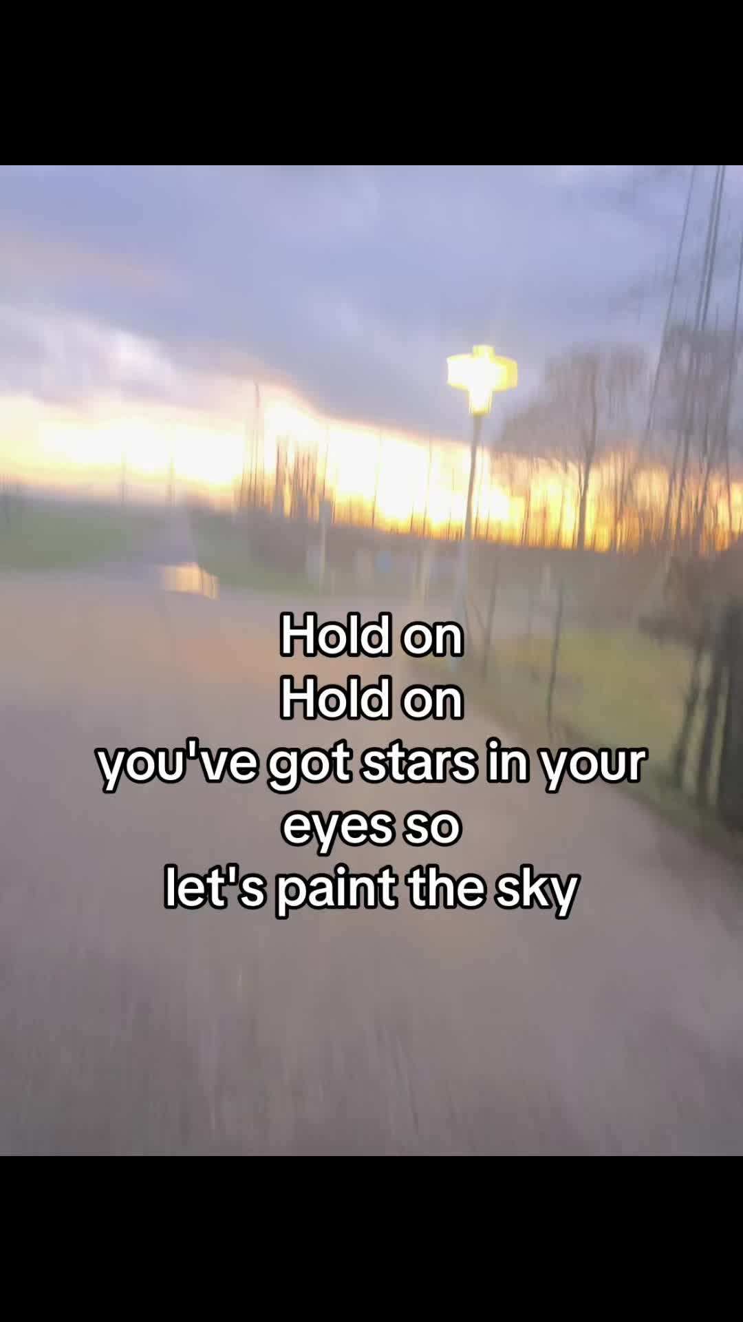 @🧷