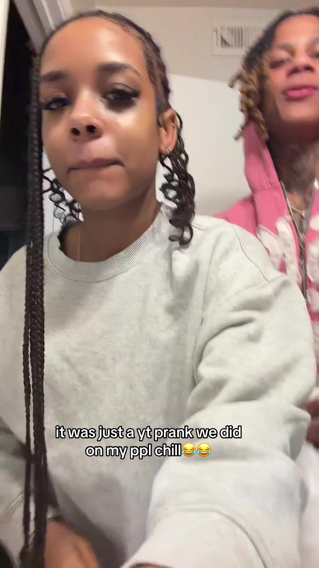 @whytayy