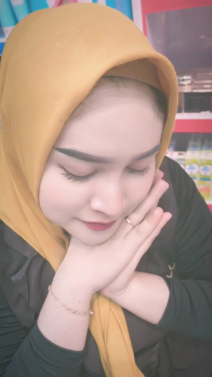 @EMBUN PAGI 💧💧