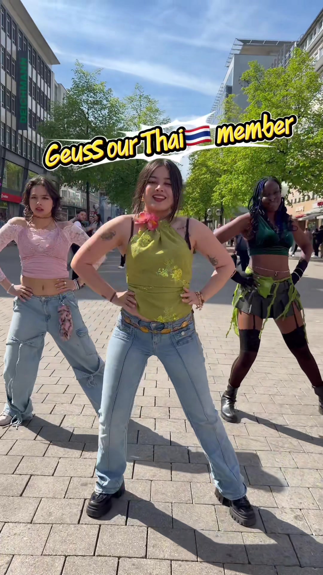 @𝓑𝓮𝓵𝓪𝓶𝓸𝓾𝓻