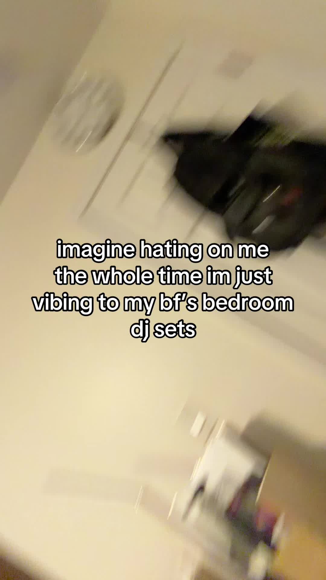 @SANTA MYKAH