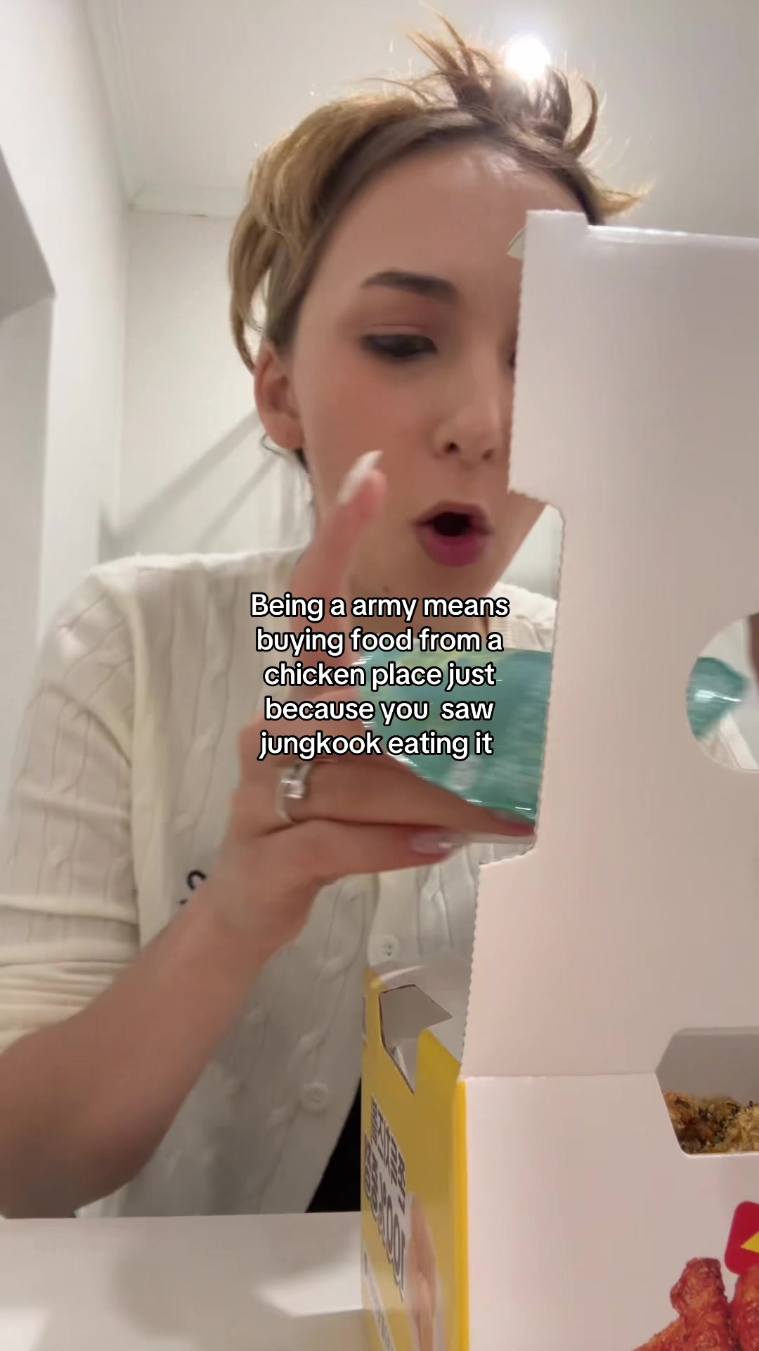@Bella