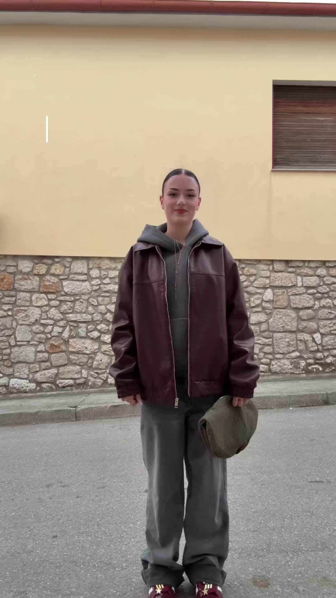 @_anaimamic_