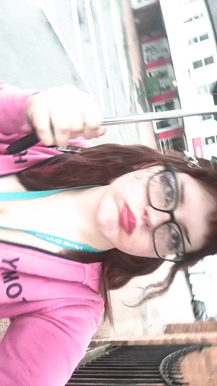 @𝓡𝓮𝓭 𝓿𝓮𝓵𝓿𝓮𝓽。‧˚ʚ🐇ɞ˚‧。