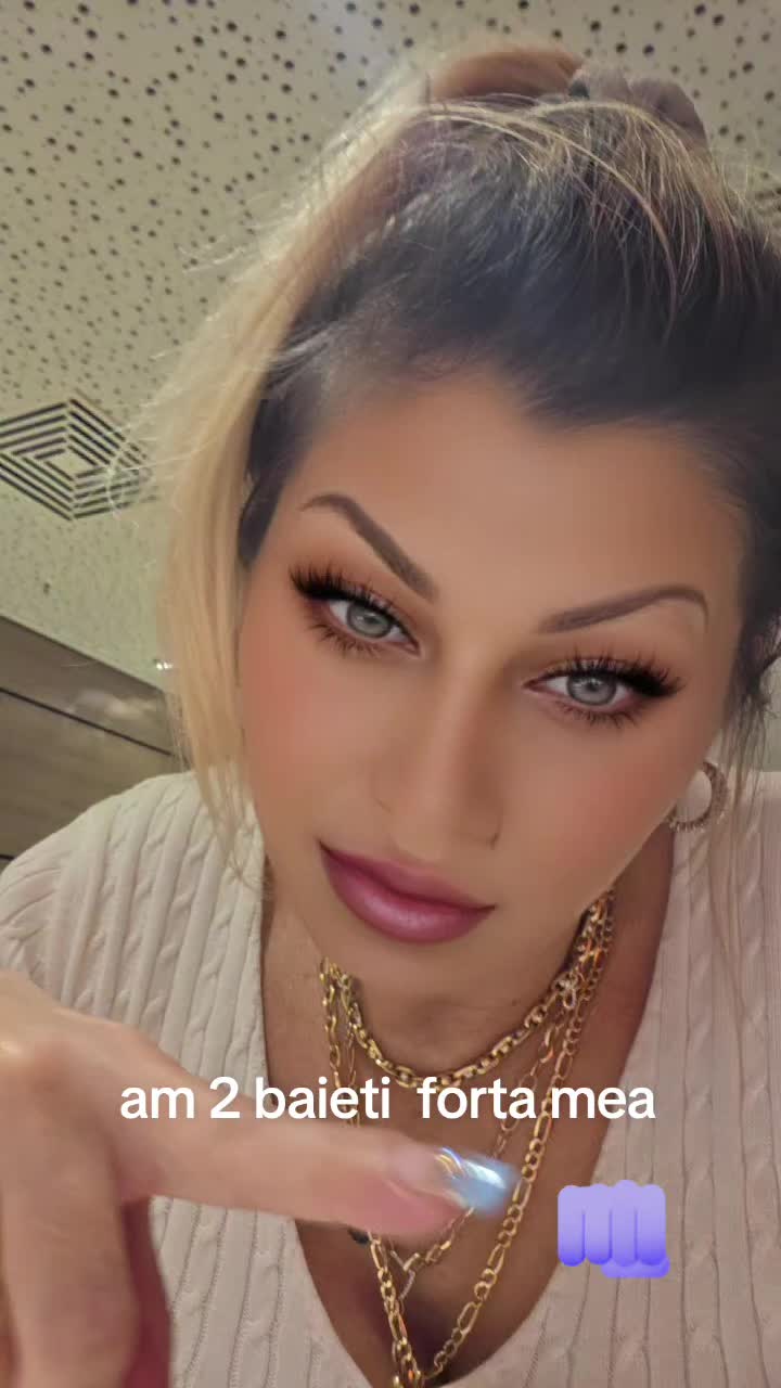@Șefa Blondy🥰