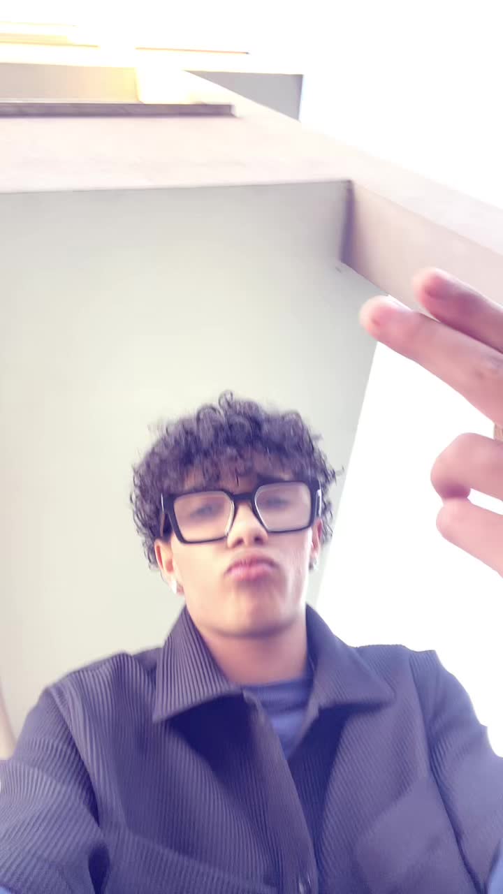 @Zua
