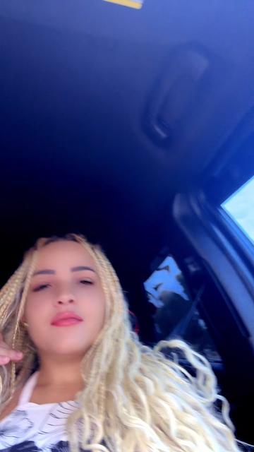 @💛🤍💛Lizzy Rojas💛🤍💛