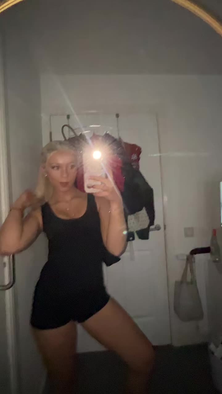 @lauraaffreyy