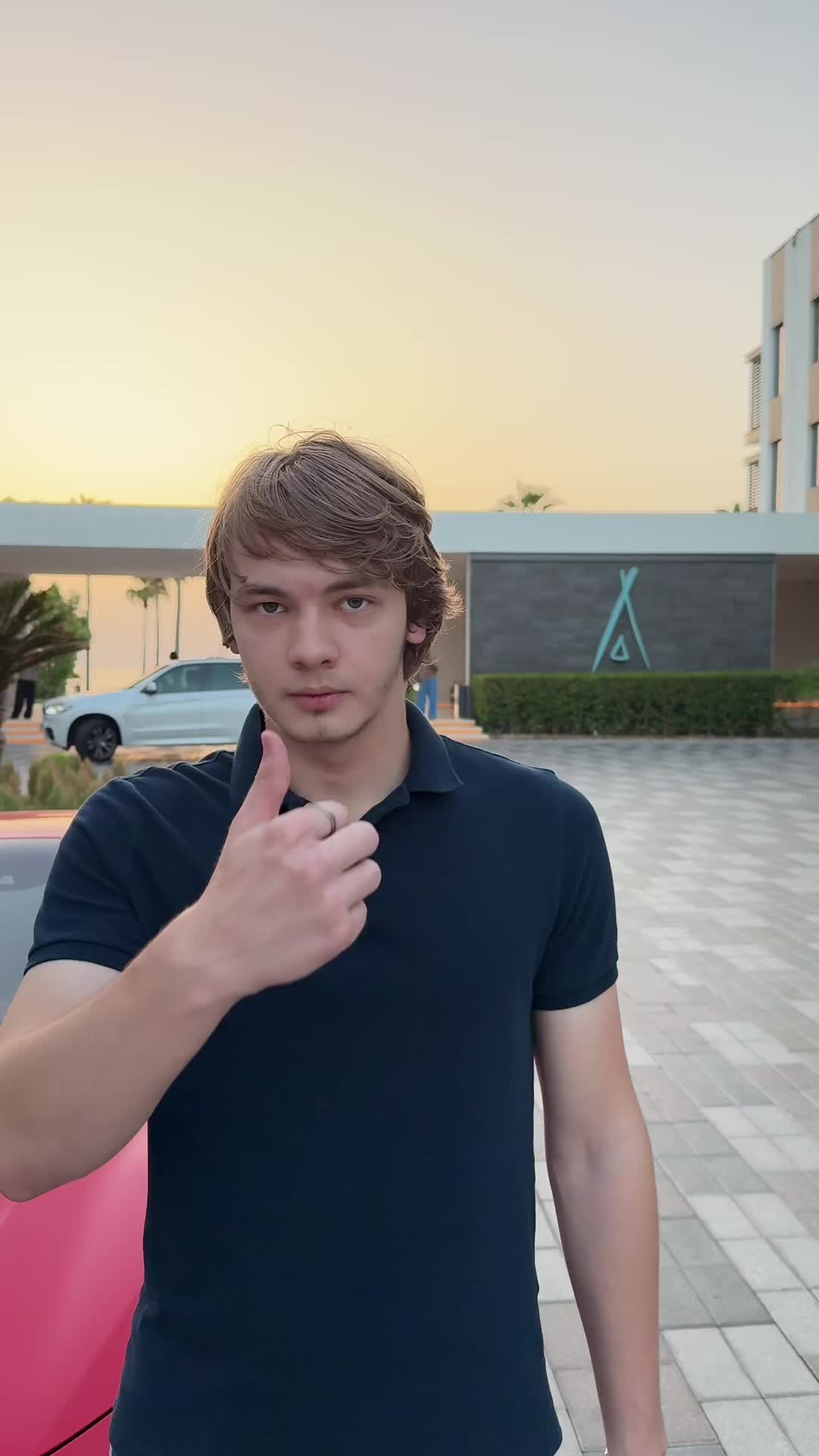 @Ali_dxb