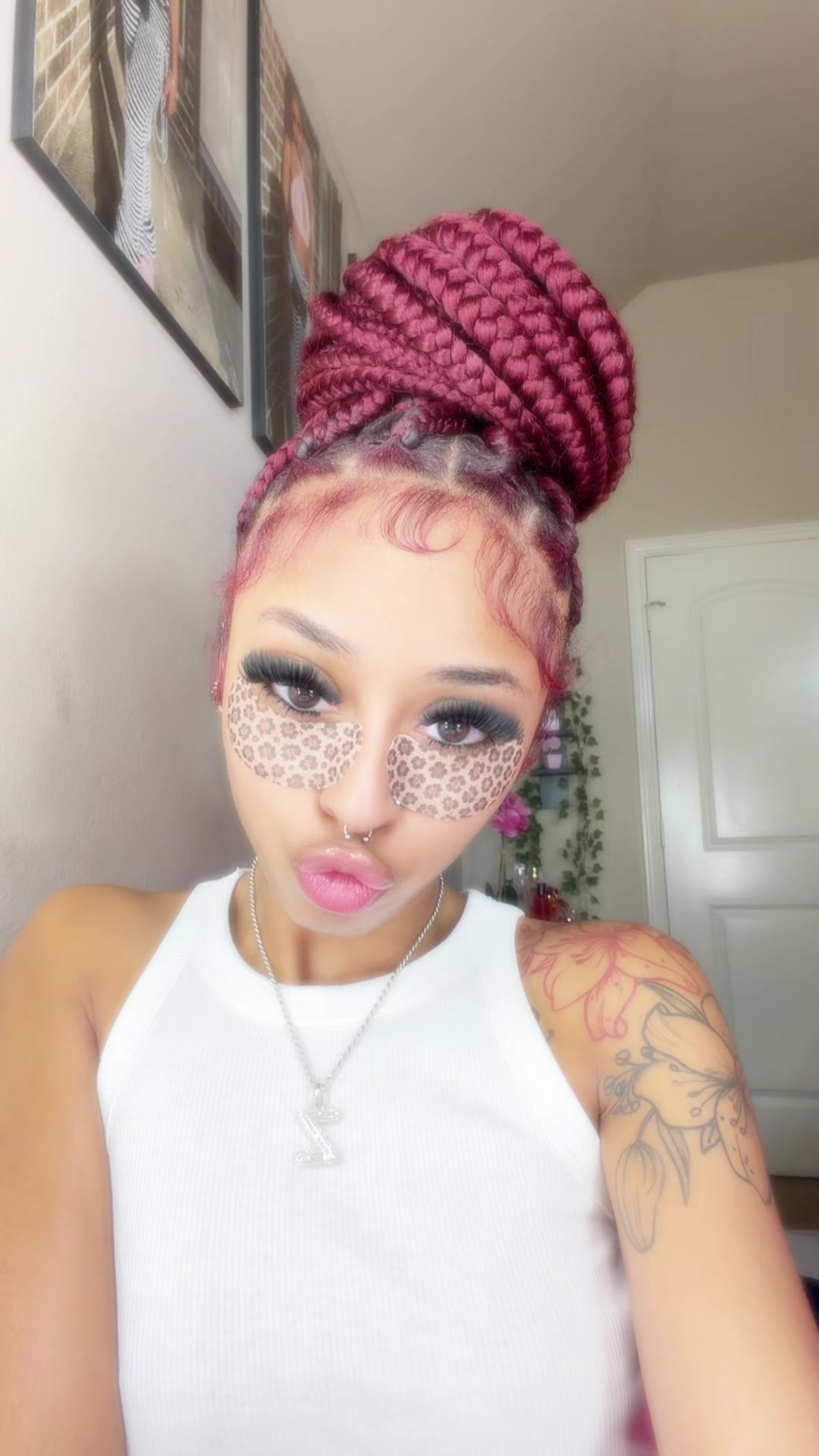 @niyahmfsanaye