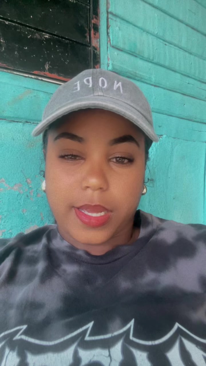 @Pamela🦋😇