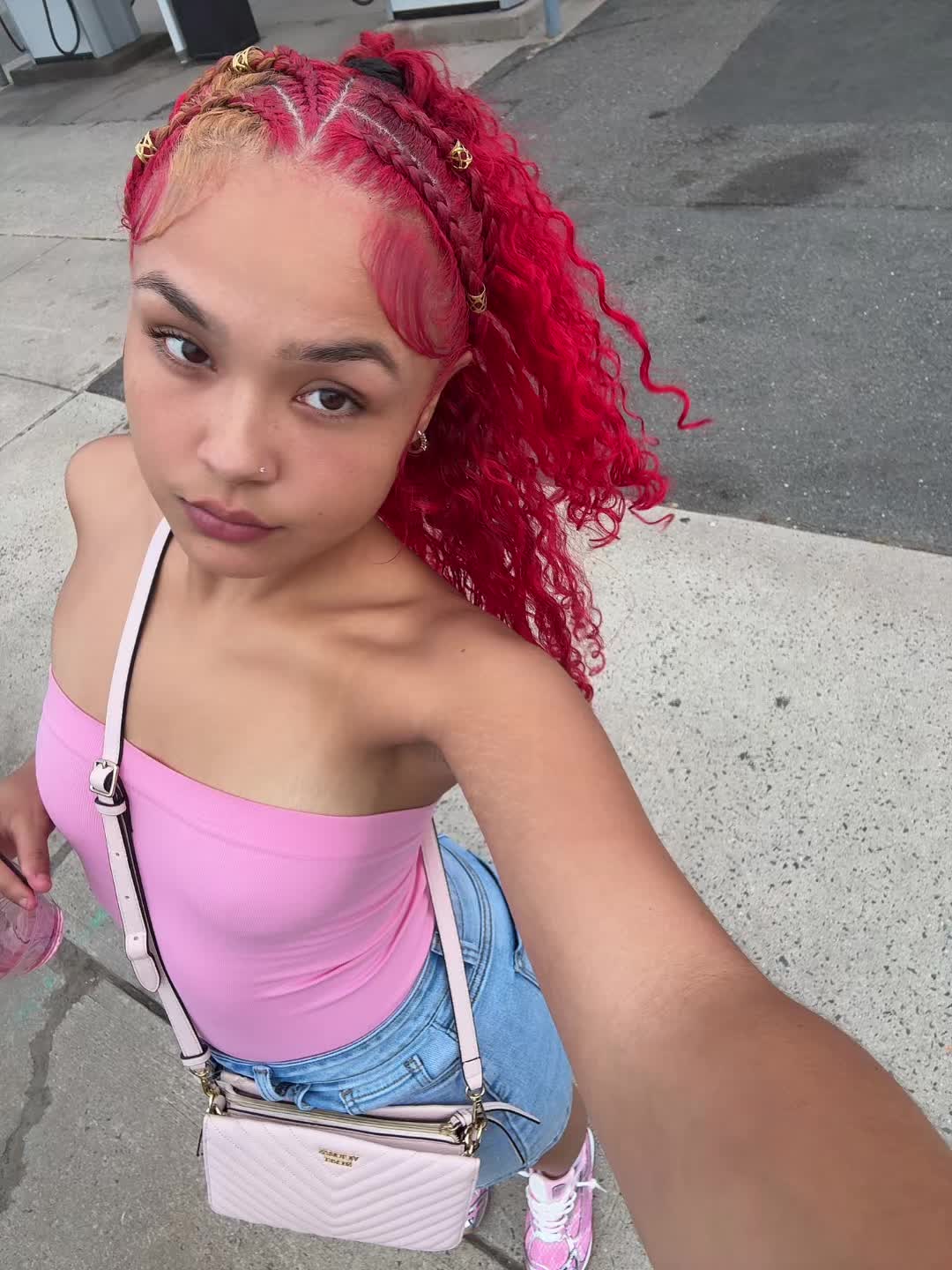 @fatbootydessywessy