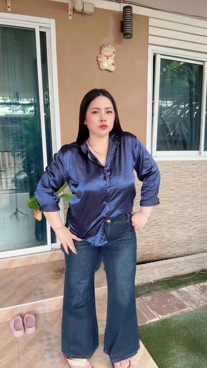 @ปุ้ยเอง สาวอวบที่ชอบแต่งตัวอะ