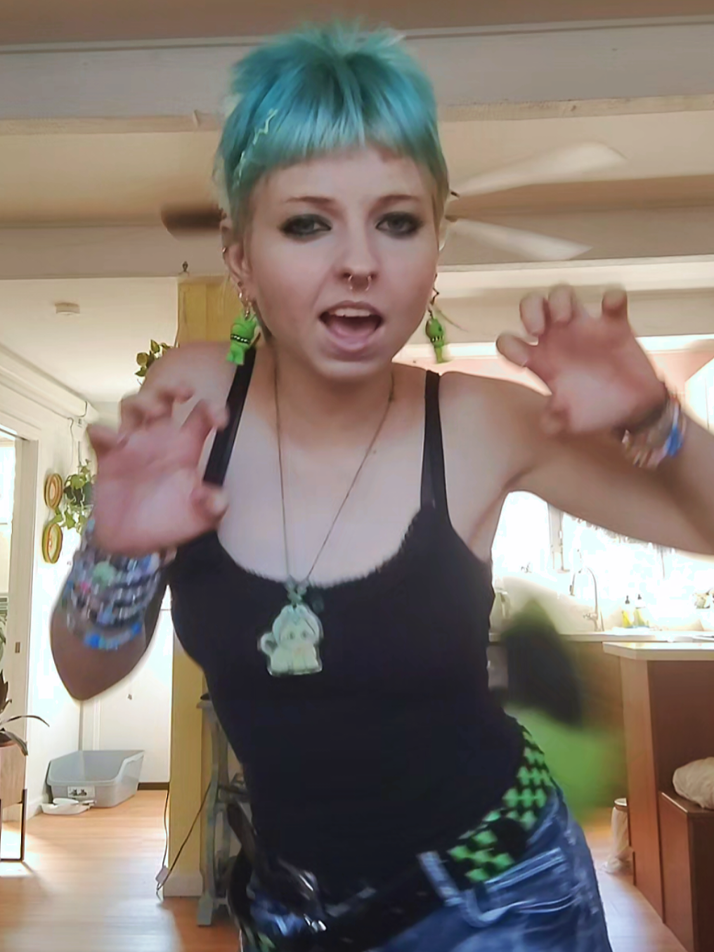 @REM_MER
