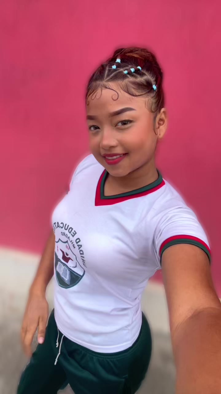 @Emelicita🧡.